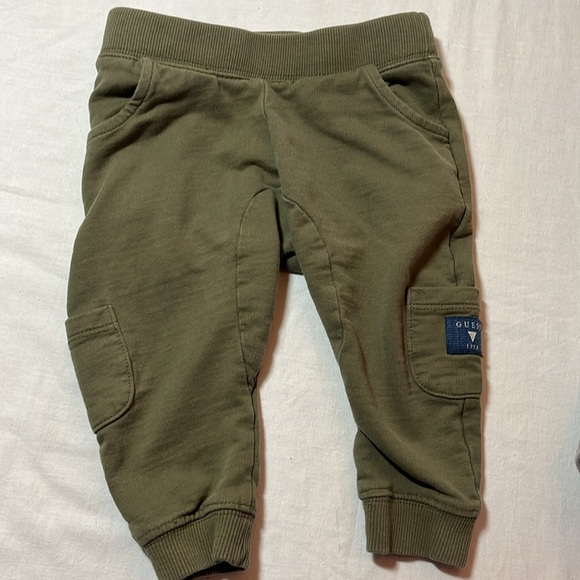 3-9M Guess clothes bundle - Picture 4 of 9